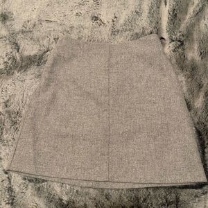 Wilfred cashmere/wool/nylon gray mini skirt.